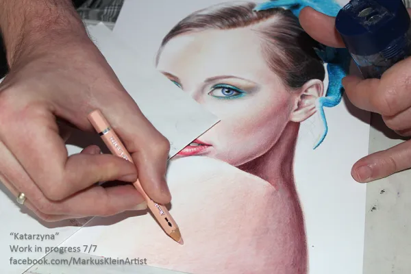 "Katarzyna" WIP 7/7: Finishing her shoulder with many cross-hatching layers "Katarzyna" WIP 7/7: Finishing her shoulder with many cross-hatching layers