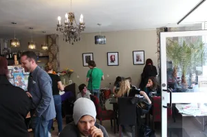 Soud check

(Photo by Natascha Klein)