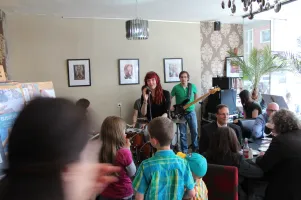 Natascha Bell & Band

(Photo by Natascha Klein)
